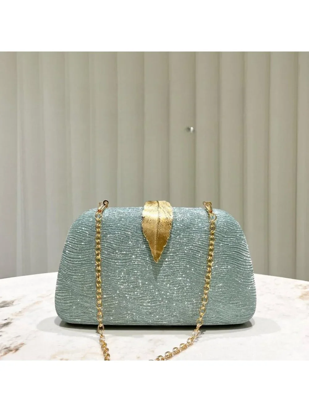 👜Women's Light Green Banquet Bag Dinner Clutch With Metallic Leaves Clasp